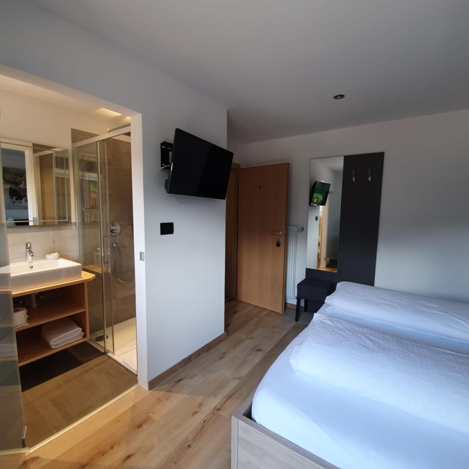 Haus Herta B&B Нова-Леванте Номер фото